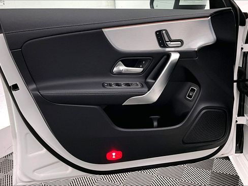 Certified 2023 Mercedes-Benz CLA 250 image 24