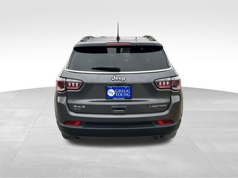 Used 2022 Jeep Compass Limited image 5