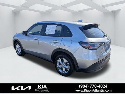 Used 2024 Honda HR-V LX image 5