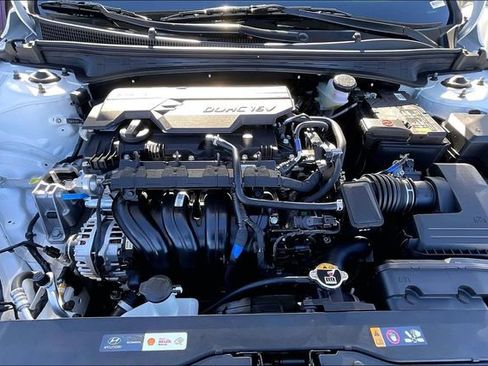 New 2026 Hyundai Elantra SEL Sport Premium FWD image 11