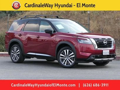 Used 2022 Nissan Pathfinder Platinum w/ Cargo Package
