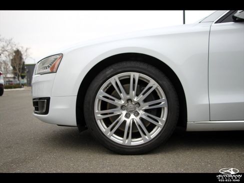 Used 2015 Audi A8 L 3.0T w/ Premium Package image 10