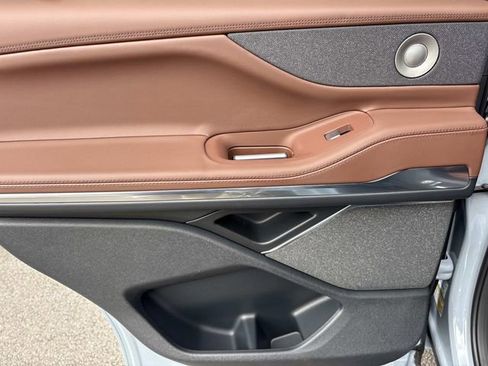 New 2026 Lincoln Navigator Reserve image 20