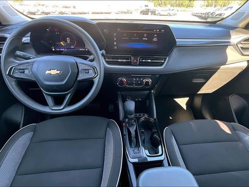 Used 2025 Chevrolet TrailBlazer LT image 15