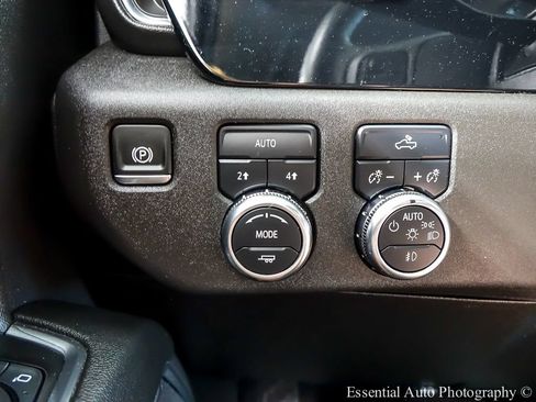 Used 2024 GMC Sierra 1500 Elevation AWD/4WD image 20