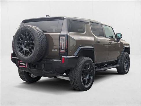 New 2025 GMC Hummer EV 2X image 2