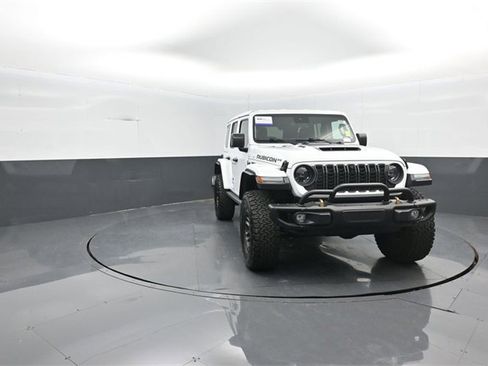 Used 2023 Jeep Wrangler Unlimited Rubicon 392 image 2