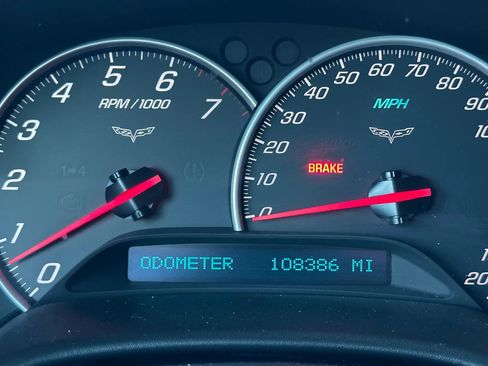 Used 2010 Chevrolet Corvette Grand Sport w/ Preferred Equipment Group RWD image 59