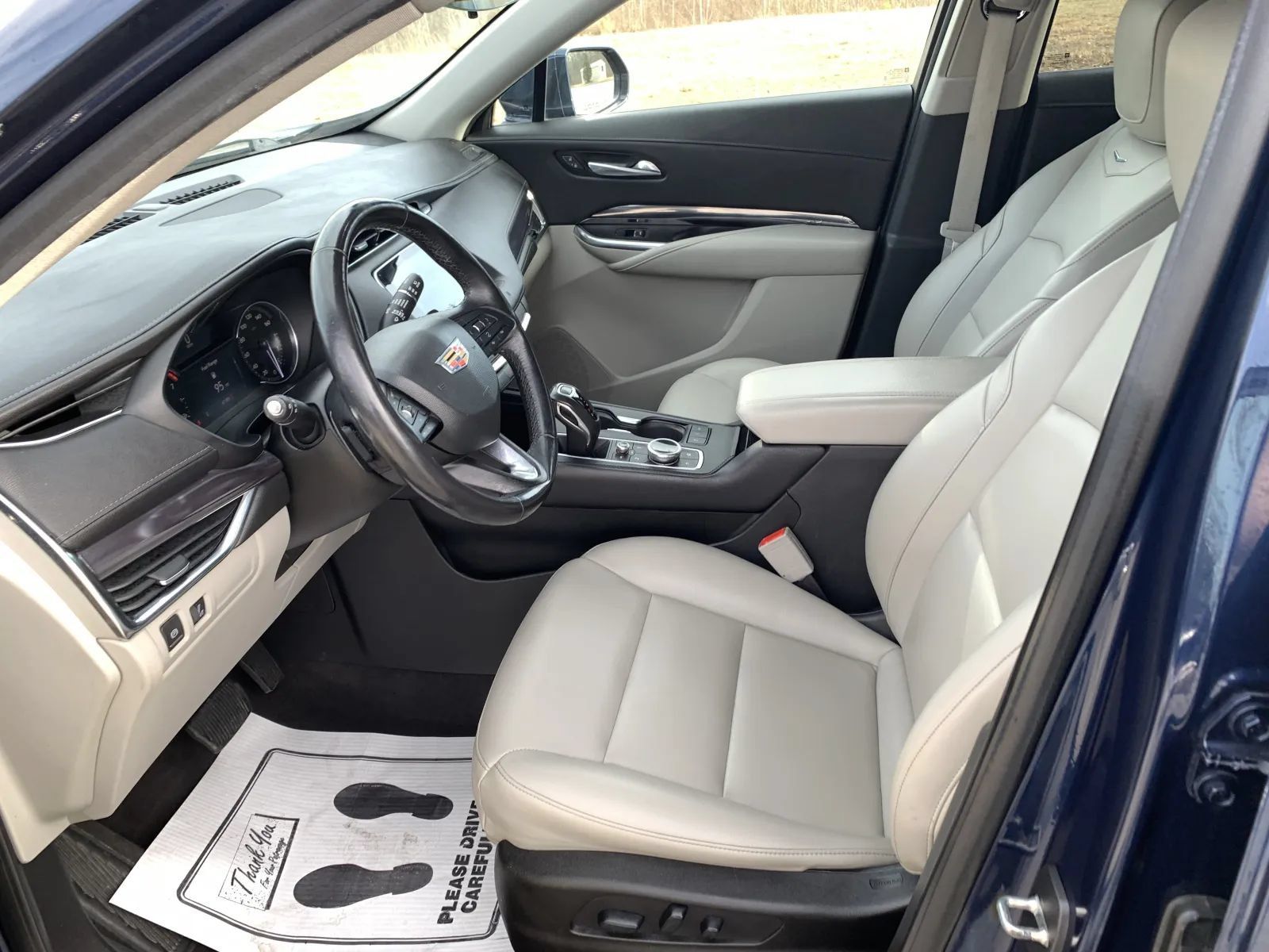 Used 2019 Cadillac XT4 Luxury FWD image 23