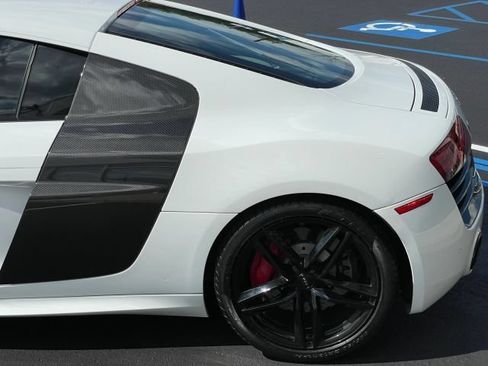 Used 2015 Audi R8 V10 w/ Full Leather Package AWD/4WD image 17