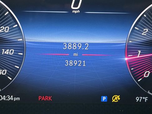 Used 2025 Mercedes-Benz CLA 250 image 27