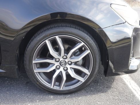 Used 2015 Scion tC image 32