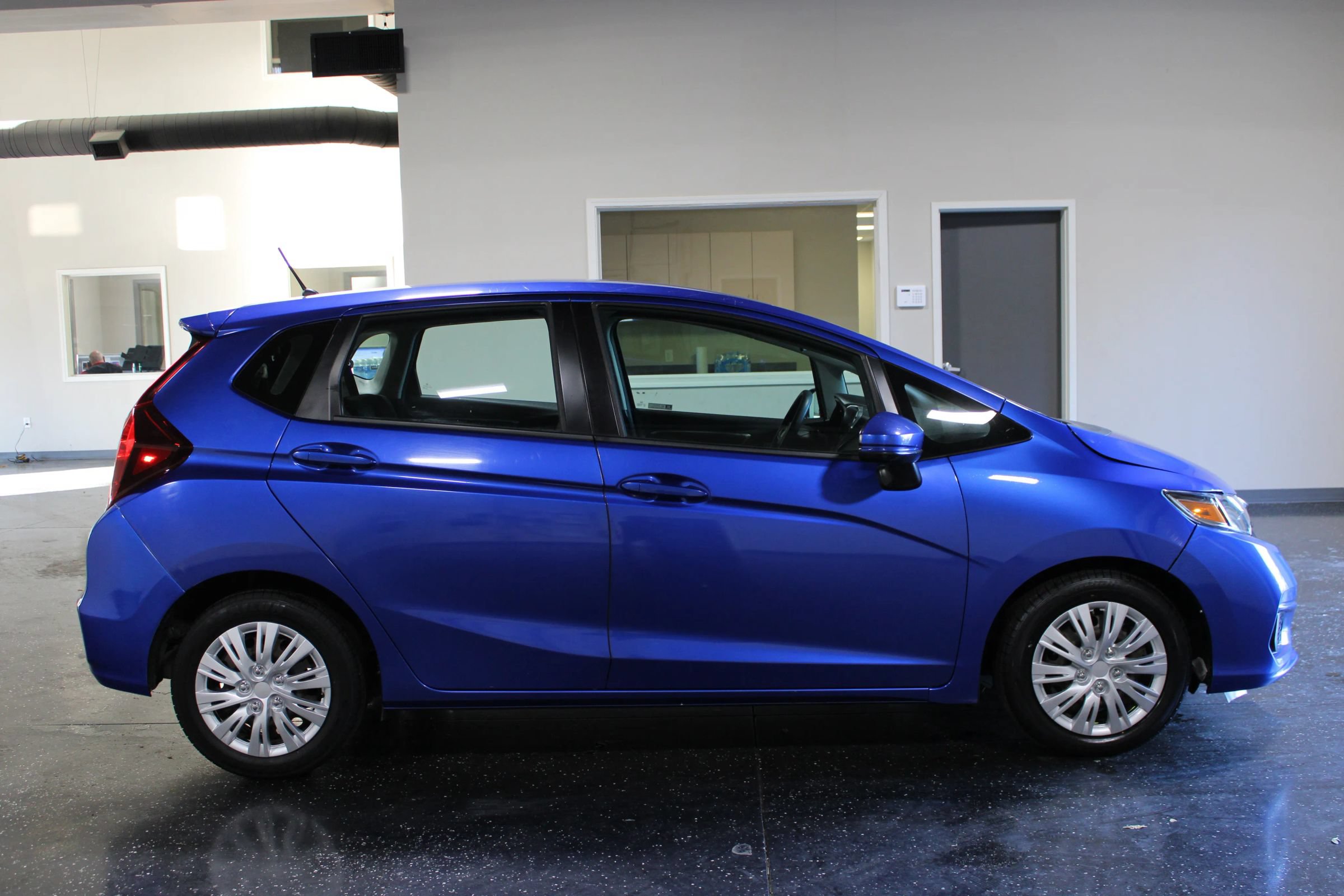 Used 2019 Honda Fit LX image 2