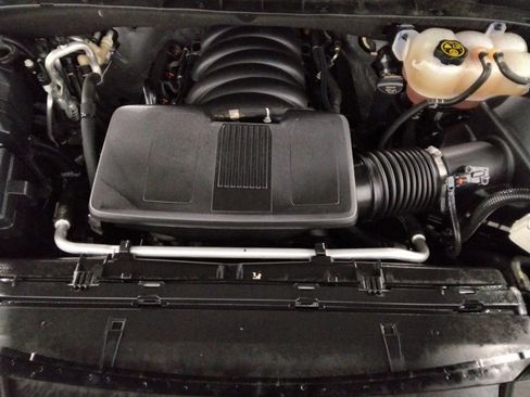 Used 2023 GMC Yukon XL Denali image 48