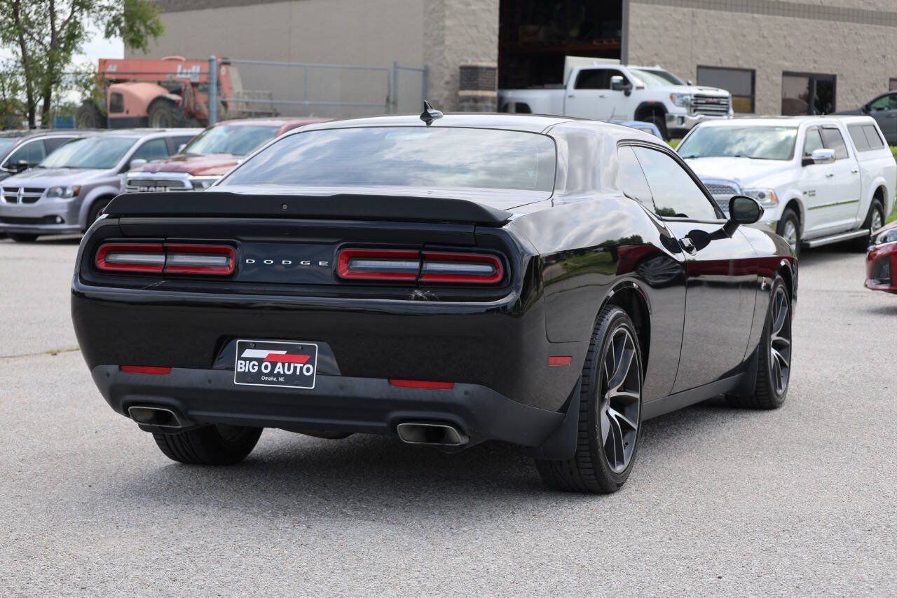 Used 2018 Dodge Challenger R/T Scat Pack RWD image 9