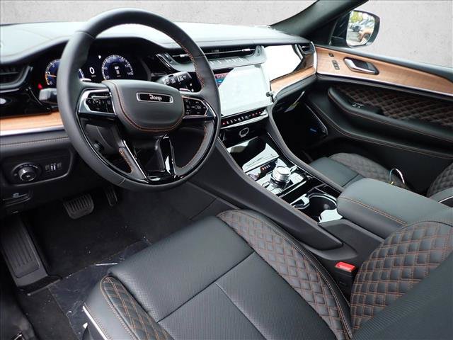 New 2027 Jeep Grand Cherokee Summit AWD/4WD image 12