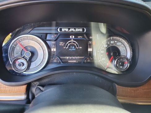 Used 2020 RAM 1500 Limited image 33