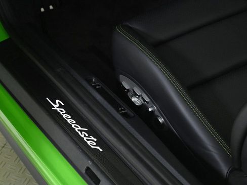 Used 2019 Porsche 911 Speedster image 29