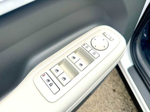 New 2026 Hyundai Santa Fe SEL image 15