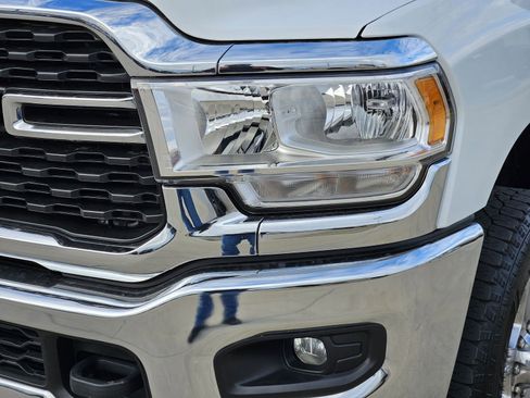 Used 2024 RAM 3500 Big Horn image 10
