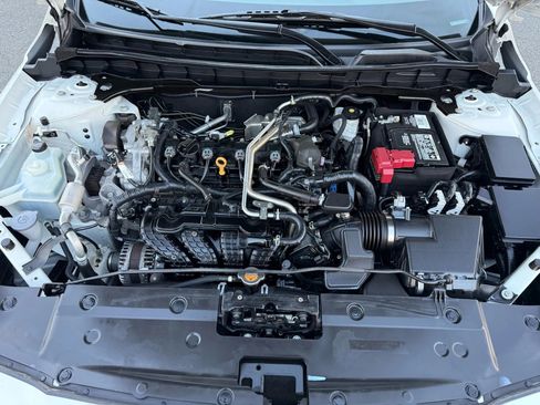 Used 2022 Nissan Altima 2.5 S image 11