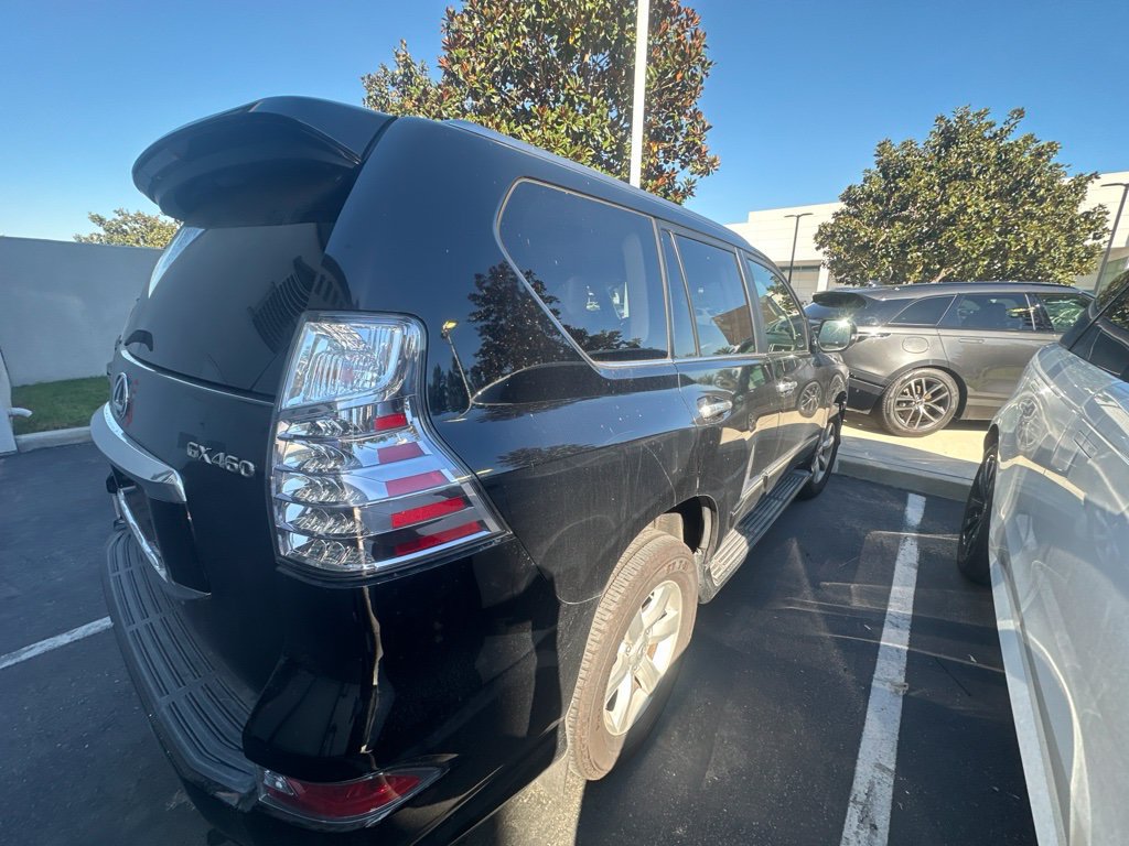 Used 2016 Lexus GX 460 w/ Comfort Package AWD/4WD image 5