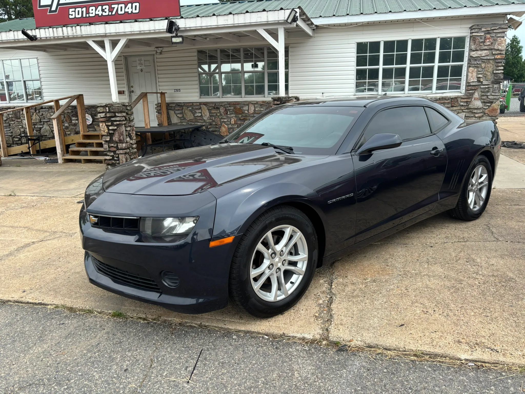 Used 2014 Chevrolet Camaro LS RWD image 2
