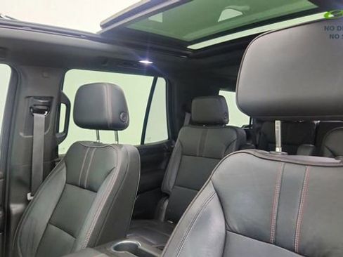 Used 2021 Chevrolet Tahoe RST w/ Luxury Package RWD image 37