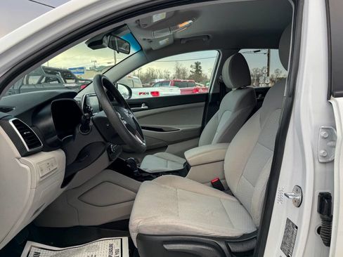 Used 2019 Hyundai Tucson SE w/ Cargo Package image 19