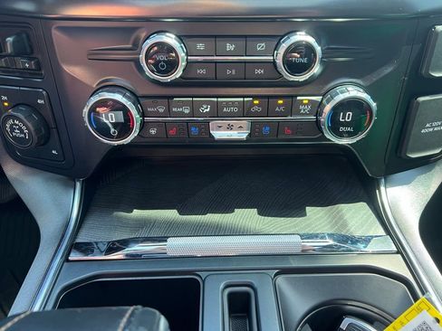 Used 2021 Ford F150 Platinum w/ Max Trailer Tow Package AWD/4WD image 29