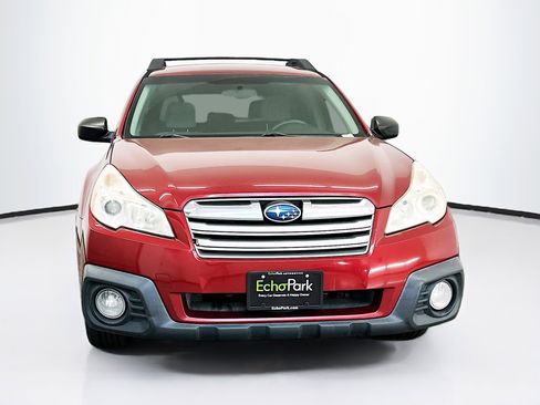 Used 2014 Subaru Outback 2.5i w/ Alloy Wheel Package image 2