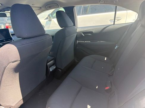 Used 2025 Toyota Corolla LE FWD image 3