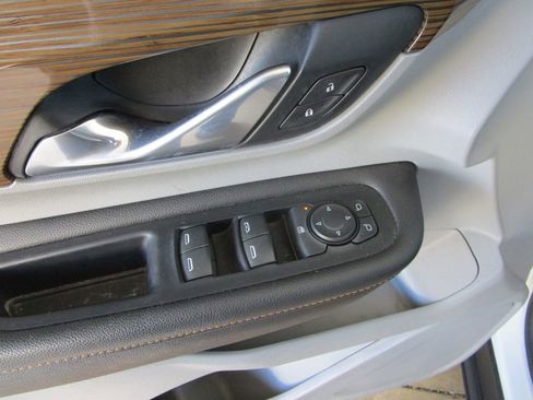 Used 2019 GMC Terrain SLE image 19