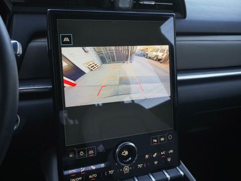 Used 2026 GMC Terrain Elevation w/ Elevation Premium Package image 22