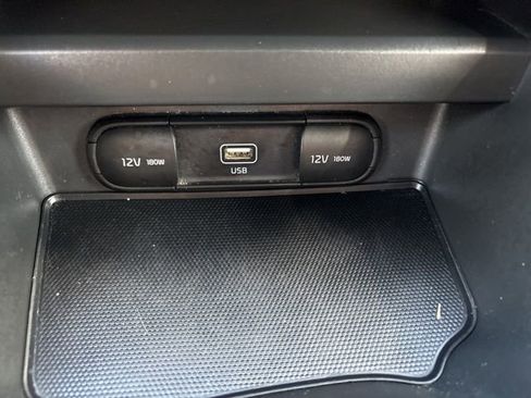 Used 2021 Kia Soul LX image 16