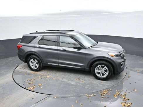 Used 2023 Ford Explorer XLT w/ Equipment Group 202A image 37