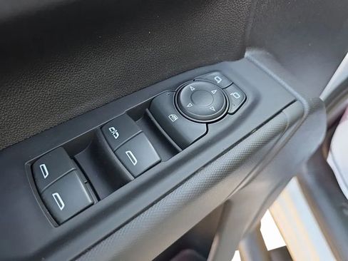 Used 2023 Chevrolet Silverado 1500 Custom Trail Boss w/ LPO, Dark Essentials Package AWD/4WD image 13