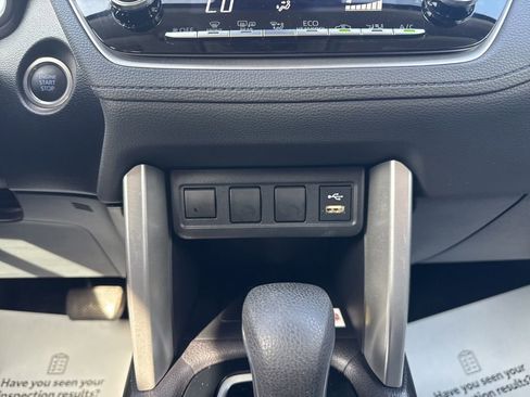 Certified 2022 Toyota Corolla Cross LE FWD image 24