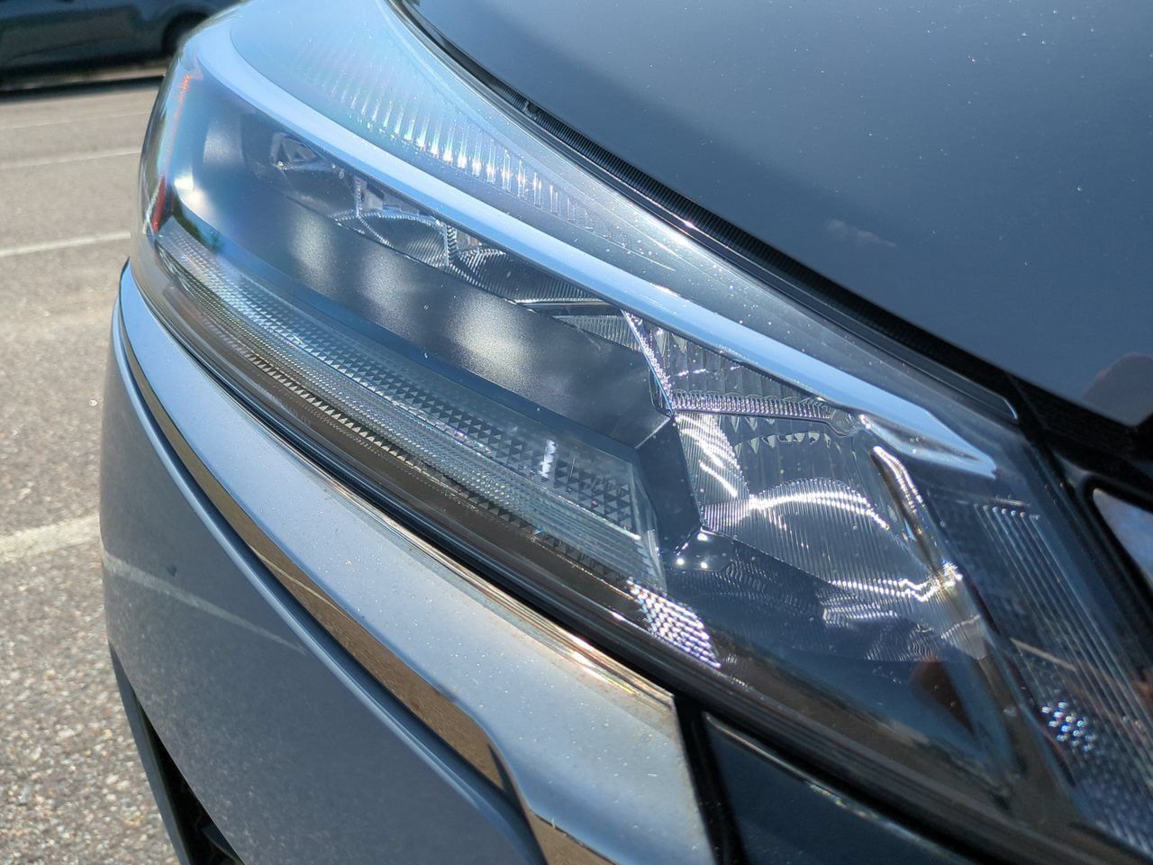 Used 2023 Nissan Kicks SR FWD image 10