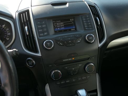 Used 2018 Ford Edge SEL FWD image 19