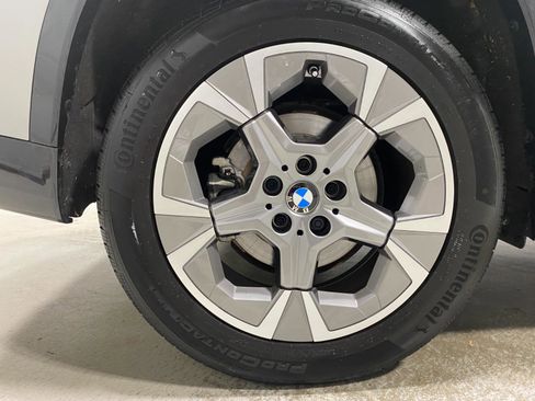 Used 2025 BMW X1 xDrive28i w/ Technology Package image 25