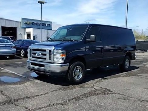 Used 2013 Ford E-250 and Econoline 250 w/ Commercial Cargo Van Pkg RWD image 4