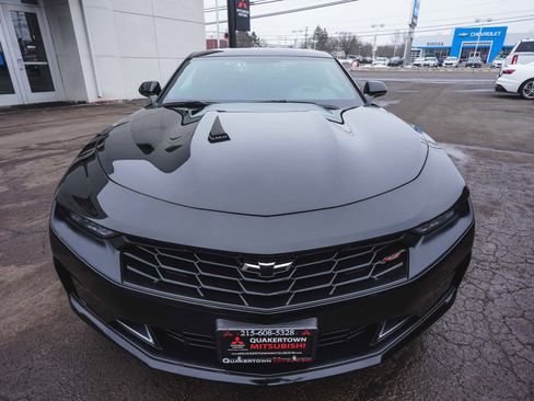 Used 2023 Chevrolet Camaro LT w/ RS Package image 2