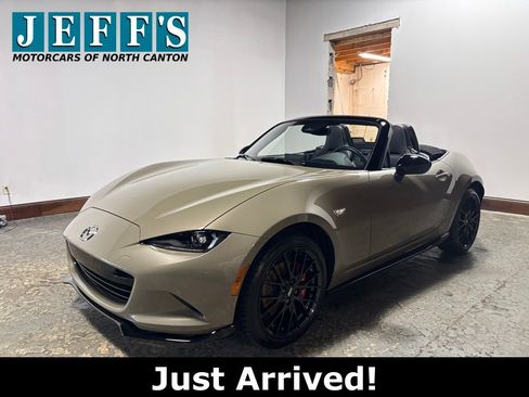 Used 2024 MAZDA MX-5 Miata Club w/ Brembo/BBS Recaro Package image 1
