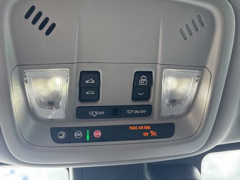 Used 2024 Chevrolet Malibu LT FWD image 24