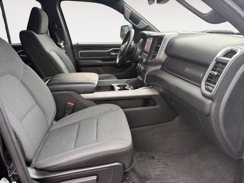 Used 2022 RAM 1500 Big Horn AWD/4WD image 15