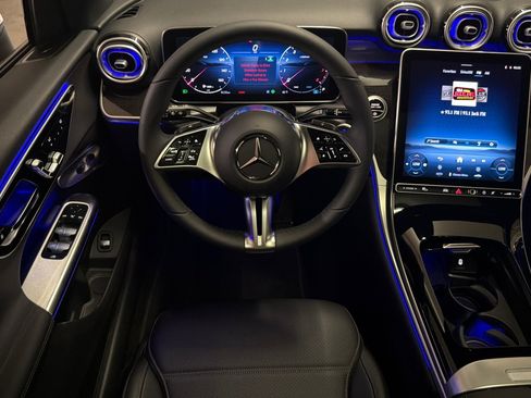 New 2026 Mercedes-Benz GLC 300 4MATIC image 13