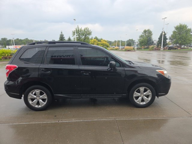 Used 2016 Subaru Forester 2.5i w/ Alloy Wheel Package AWD/4WD image 2