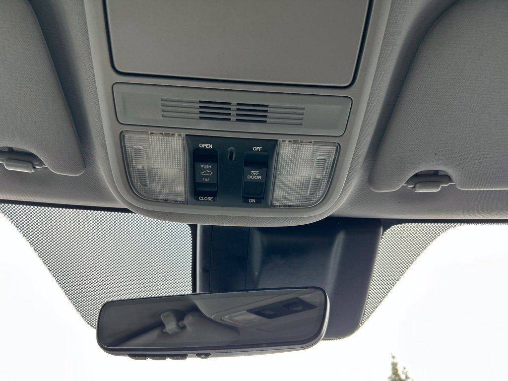 Used 2018 Honda Odyssey EX-L image 24