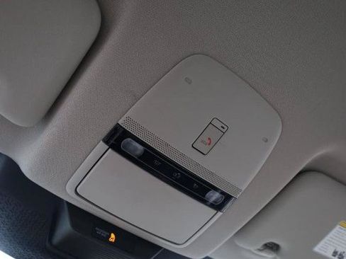 Certified 2023 Nissan Ariya FWD image 15